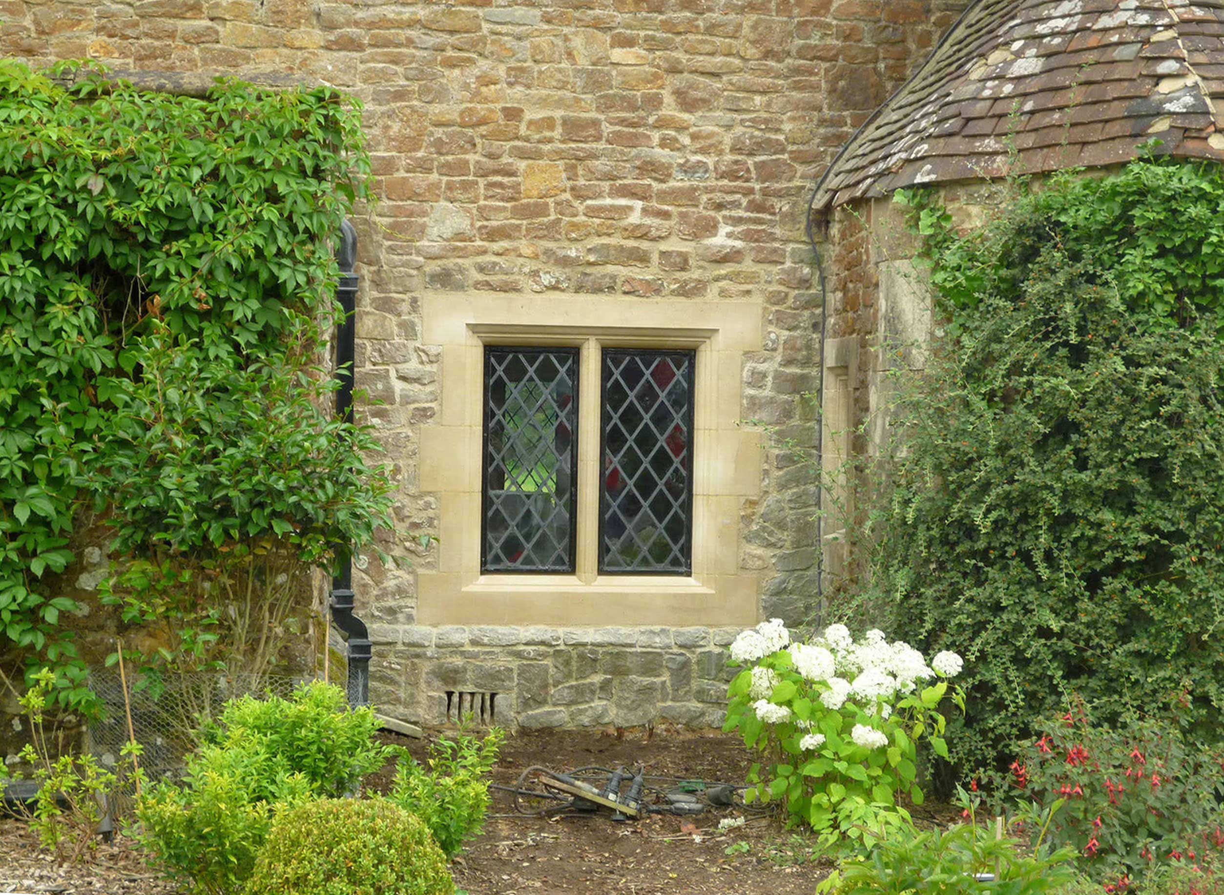 Stone restoration, construction and cleaning Shepherd and Grantham